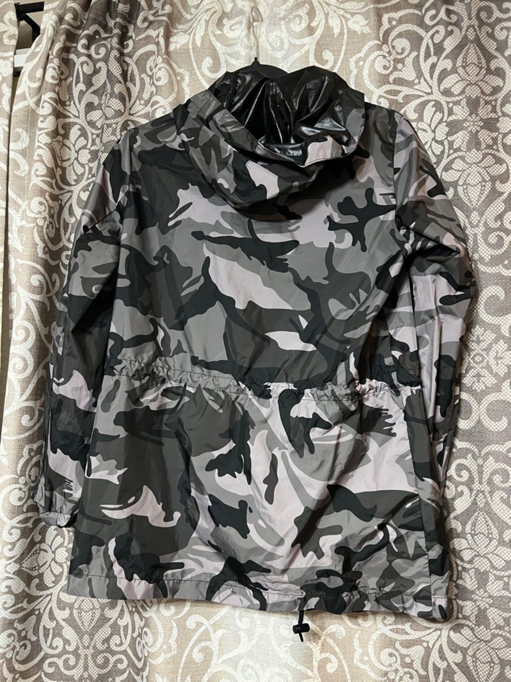 Charlotte Russe Hooded Camo Windbreaker Jacket - - Picture 2 of 2
